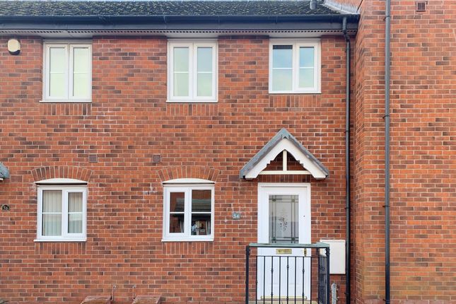 2 bed detached house