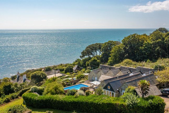 5 bedroom house for sale