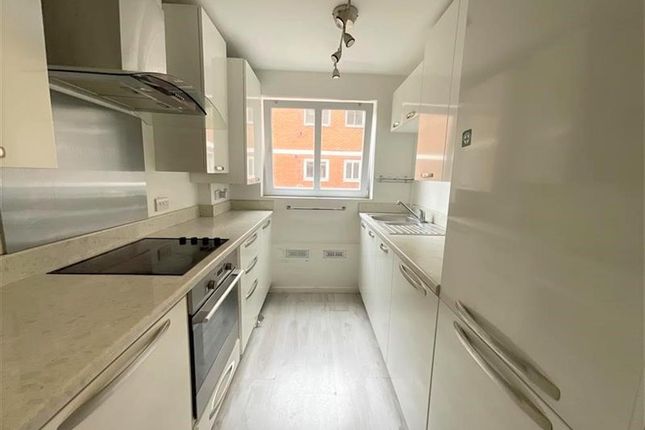 2 bed flat