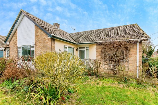 2 bedroom detached bungalow for sale