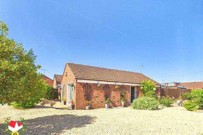 Courtfield Road, Quedgeley, GL2 3 bed detached bungalow for sale