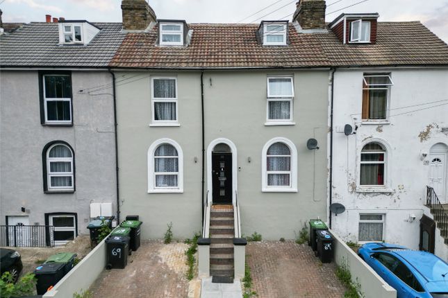 5 bedroom terraced house for sale