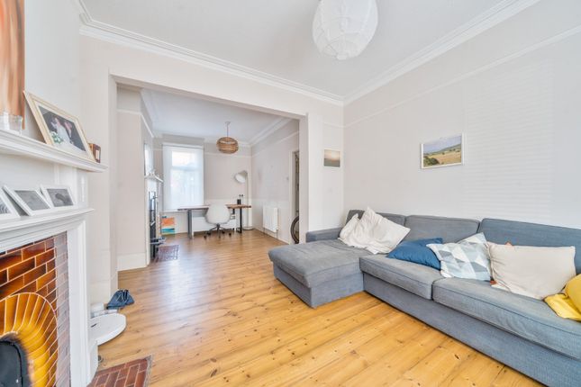 Alloa Road, London, SE8 3 bed terraced house for sale