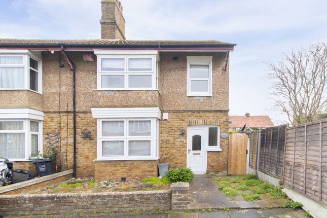 Glebe Gardens, Margate, CT9 3 bed end of terrace house for sale