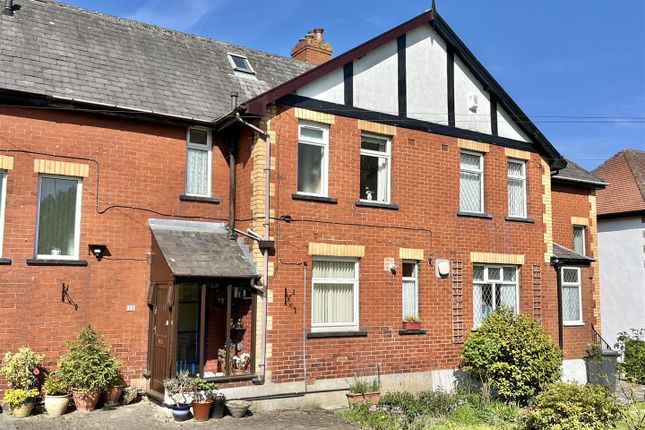 Glossop Road, Charlesworth, Glossop 3 bed terraced house for sale