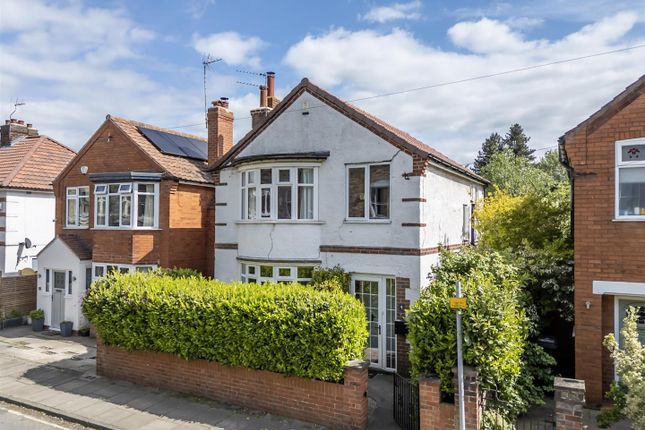 Avenue Terrace, York, YO30 6AX 3 bed detached house for sale