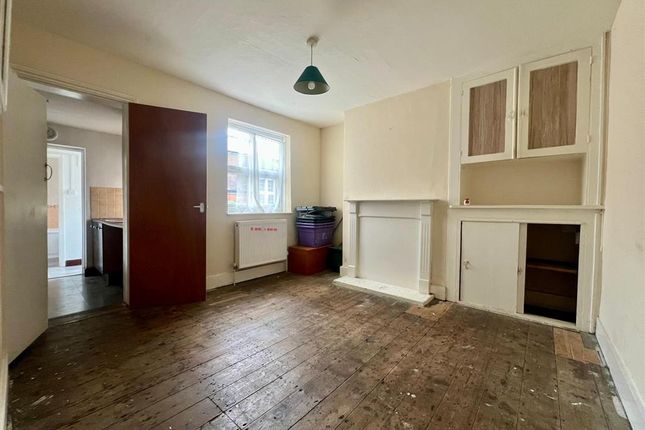 3 bed terraced house