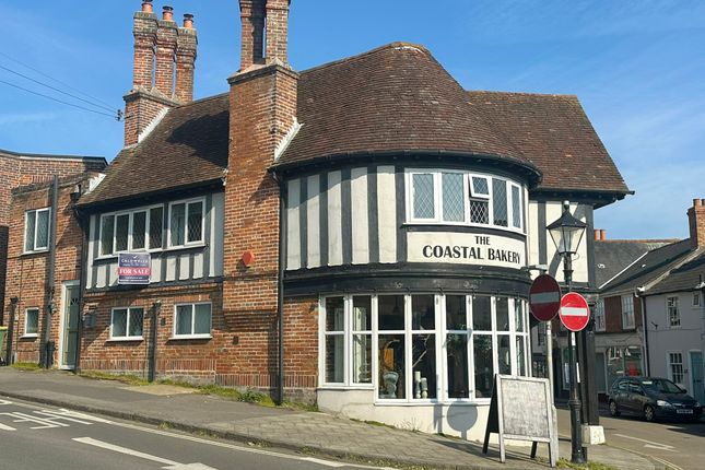 High Street, Milford On Sea... 2 bed cottage for sale
