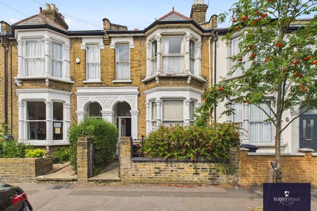 Leybourne Road, Bushwood E11 4 bed terraced house for sale