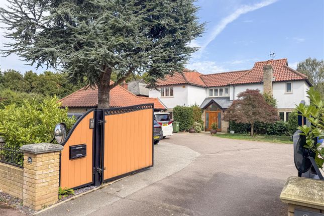Linceslade Grove, Milton Keynes MK5 4 bed detached house for sale