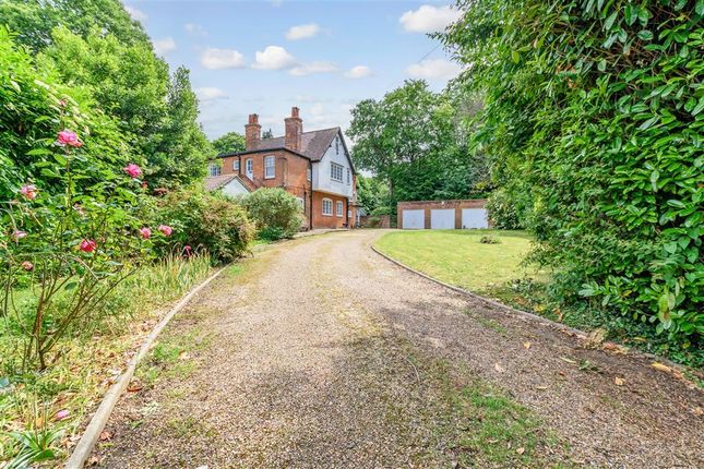 4 bed detached house