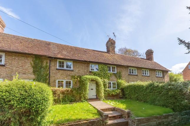 Vicarage Lane, Ivinghoe 2 bed cottage for sale