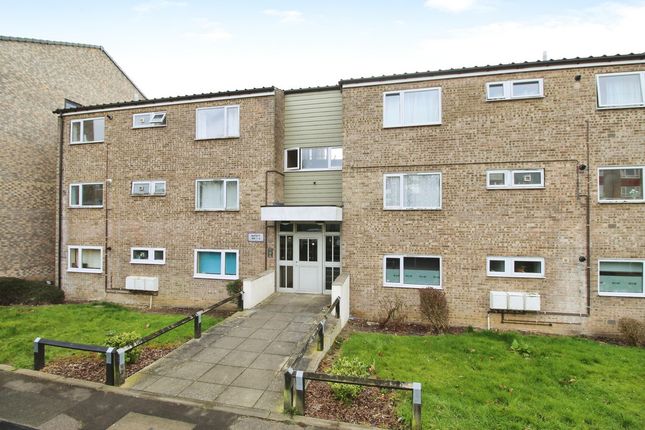 3 bedroom flat for sale