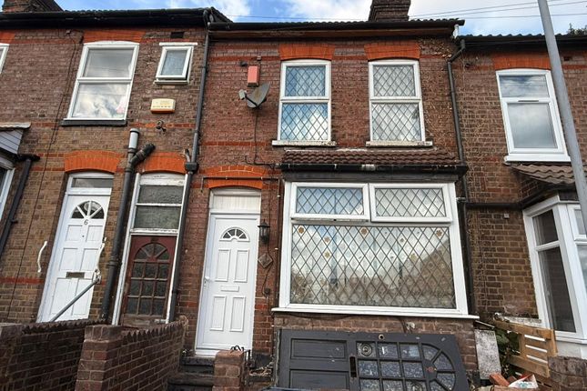Winsdon Road, Luton LU1 2 bed terraced house for sale
