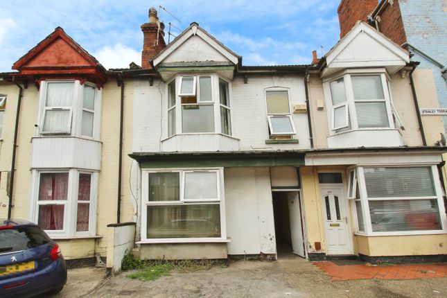 5 bedroom terraced house for sale