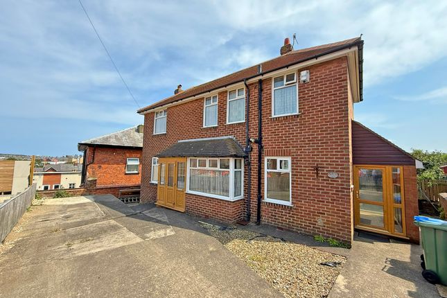 Mount Park Avenue, Scarborough YO12 3 bed detached house for sale