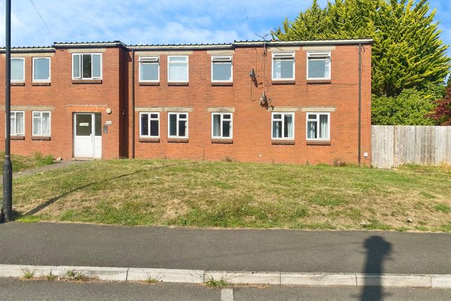 3 bedroom flat for sale