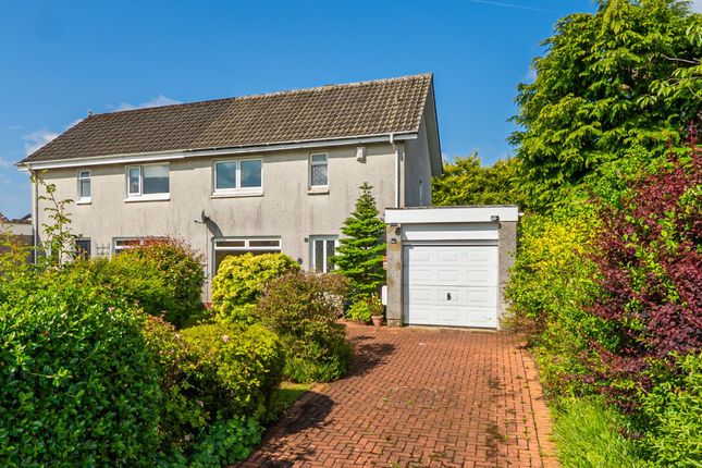 15 Lochranza Drive, Helensburgh, G84 9DY 3 bed semi