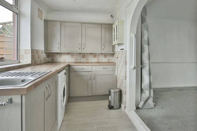 Ridgestone Avenue, Bilton, Hull, HU11... 3 bed semi