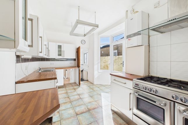 Fratton PO1 2 bed terraced house for sale