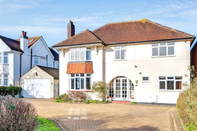 Beehive Lane, Chelmsford CM2 5 bed detached house for sale