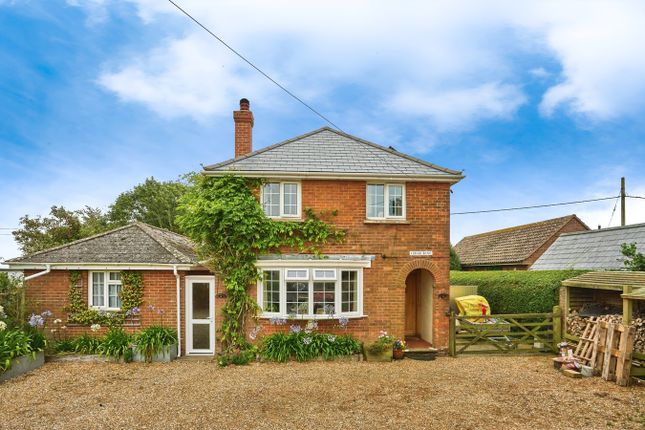 Emmett Hill, Ventnor PO38 3 bed detached house for sale