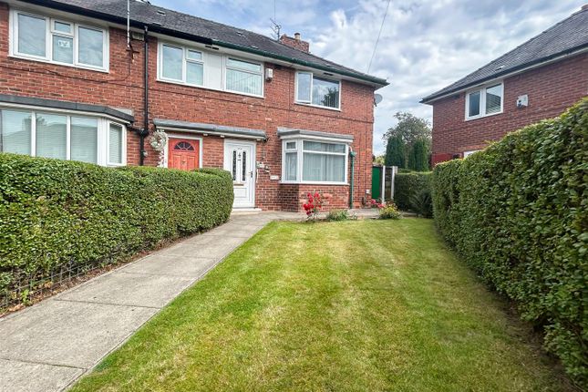 Lawton Moor Road, Manchester 3 bed end of terrace house for sale