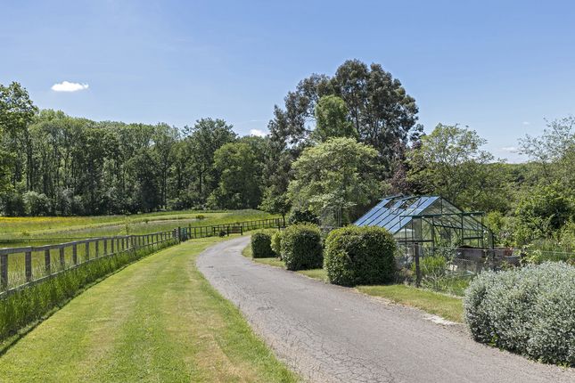 4 bedroom country house for sale