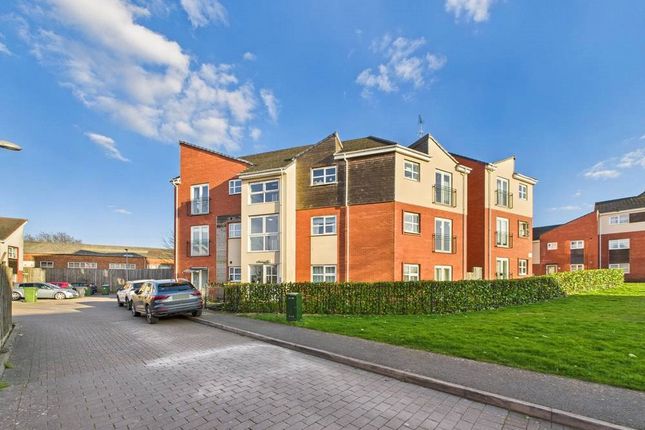 Fairmount Road, Worcester... 2 bed apartment for sale
