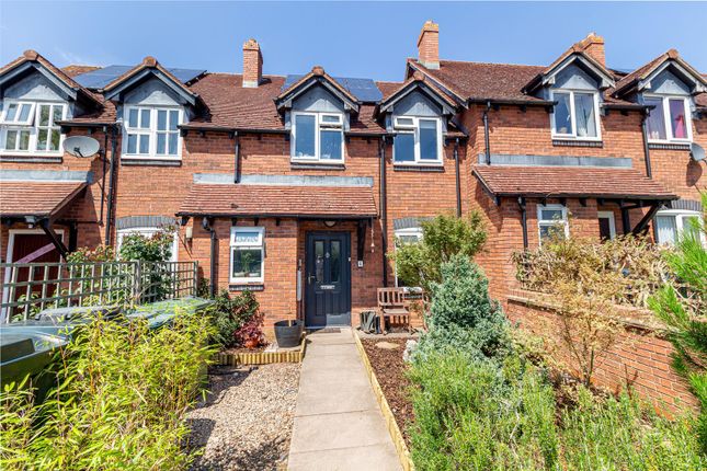 Winnington Close, Clifton