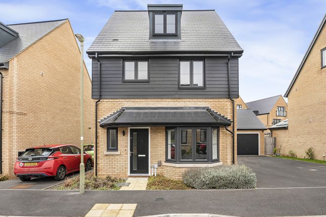 Blackthorn Road, Wantage, OX12 4 bed detached house for sale