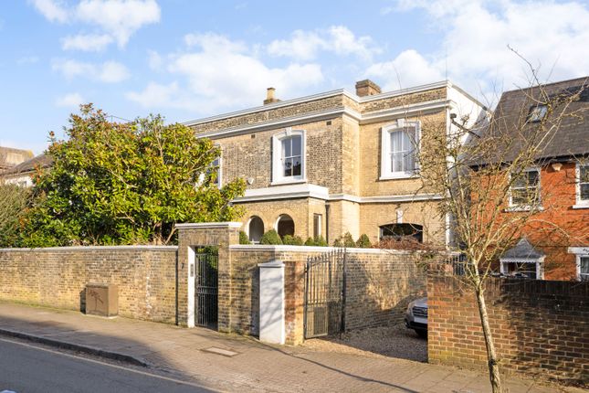 5 bedroom house for sale