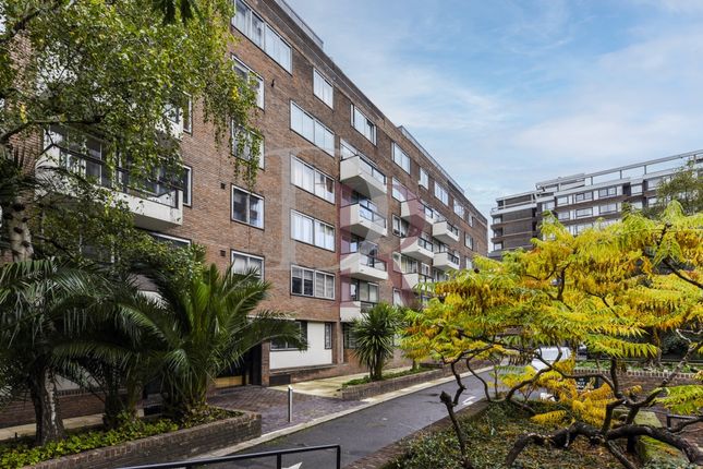 The Quadrangle, London, W2 2RN 2 bed apartment for sale