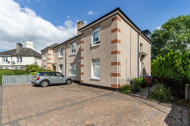 Carleith Quadrant, Glasgow, G51 2 bed apartment for sale