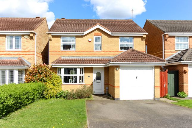 Charlbury Close, Wellingborough NN8 3 bed detached house for sale