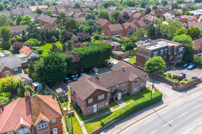 Bath Road, Thatcham, Berkshire, RG18 2 bed apartment for sale