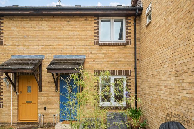 Tarragon Close, New Cross, SE14 2 bed house for sale