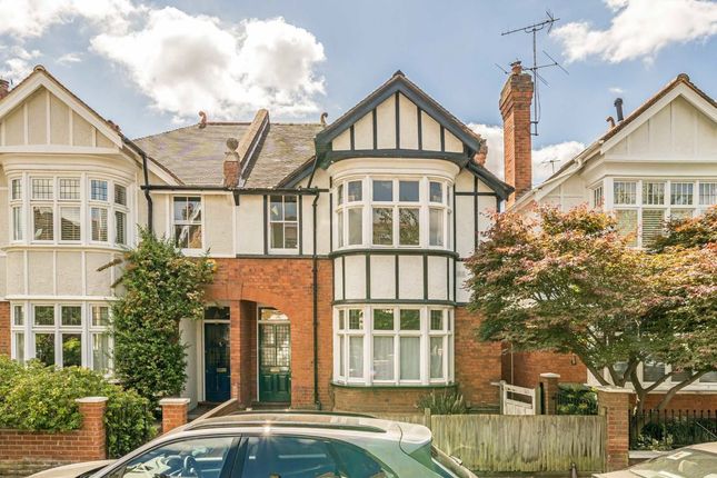Claremont Road, Twickenham TW1 2 bed flat for sale