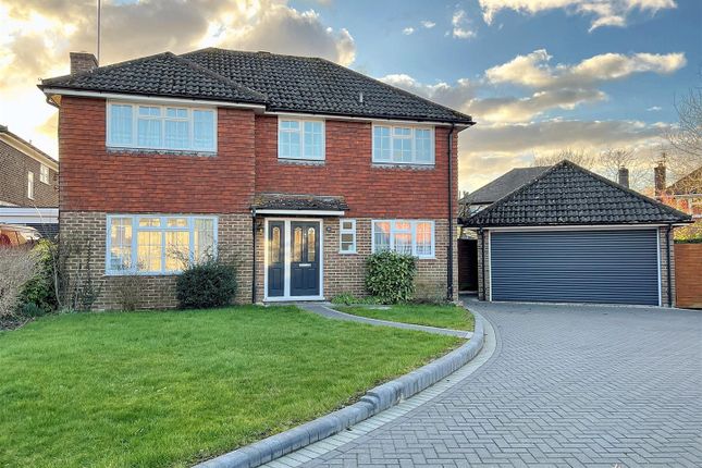 4 bed detached house
