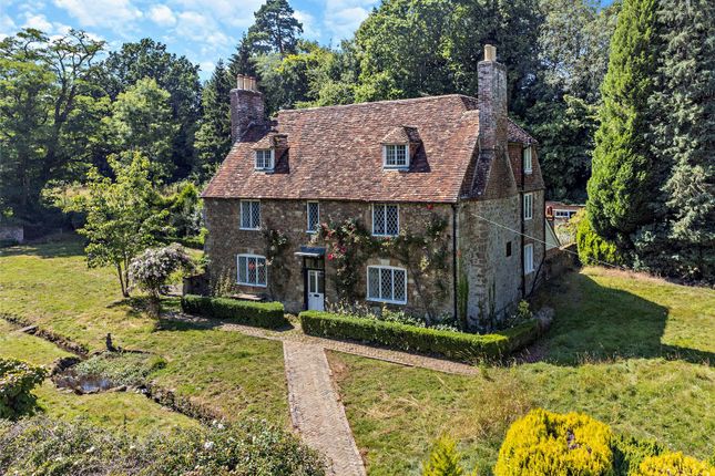 6 bed country house