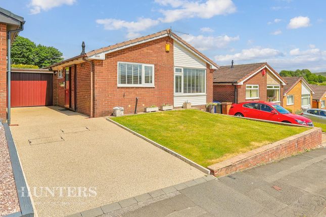 Starring Way, Bents Farm Estate... 2 bed semi