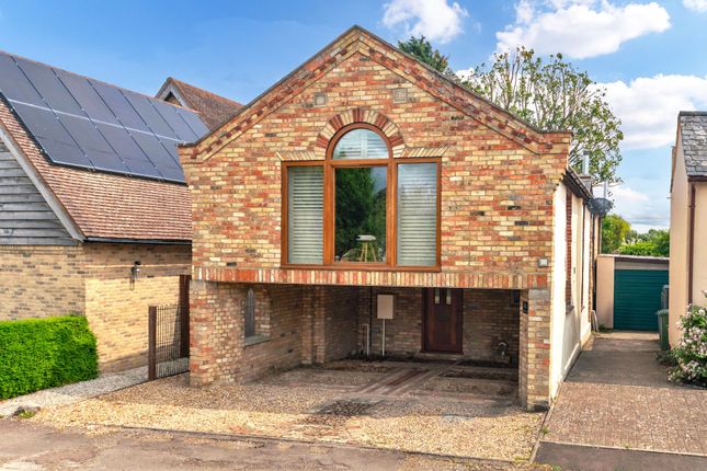 North End, Royston SG8 2 bed detached house for sale
