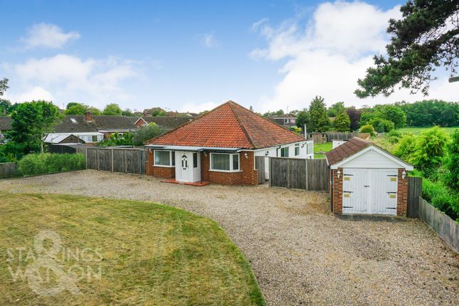 Old Road, Acle, Norwich 3 bed detached bungalow for sale