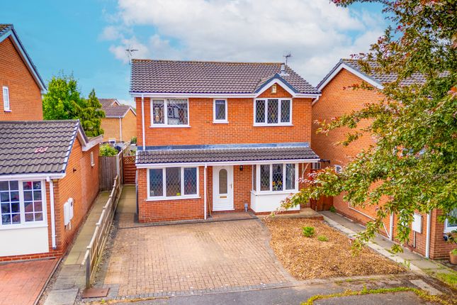4 bed detached house