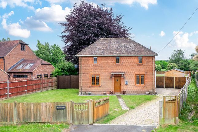 Ashford Road, Harrietsham, Maidstone... 3 bed detached house for sale