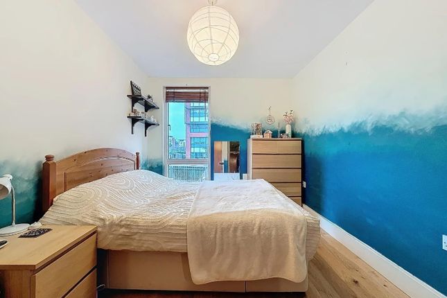 Atlas House, Falcon Drive, Cardiff Bay 1 bed apartment for sale