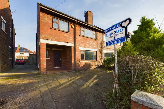 Dobson Avenue,  Lytham St. Annes, FY8 3 bed semi