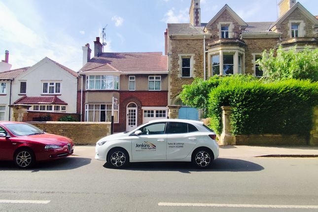 6 bed terraced house