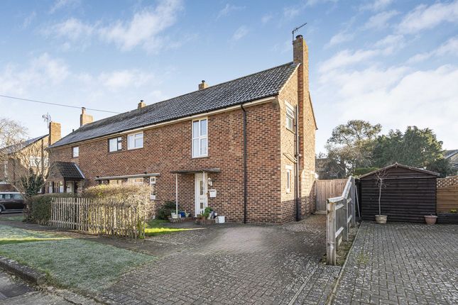 Priory Close, Bicester, OX26 3 bed semi
