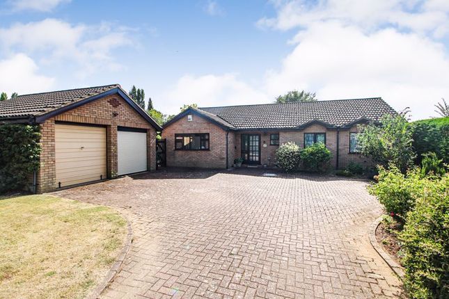 Balls Lane, Bedford MK44 3 bed detached bungalow for sale